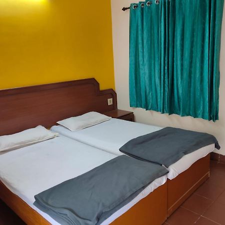 Anjana Hotels ثيني المظهر الخارجي الصورة