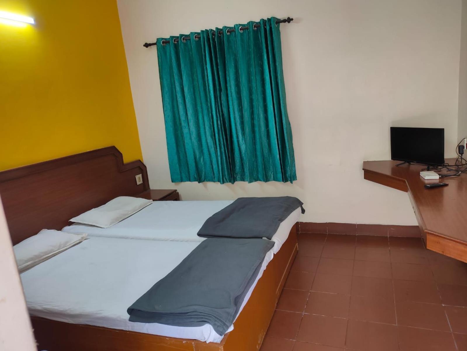 Anjana Hotels ثيني المظهر الخارجي الصورة