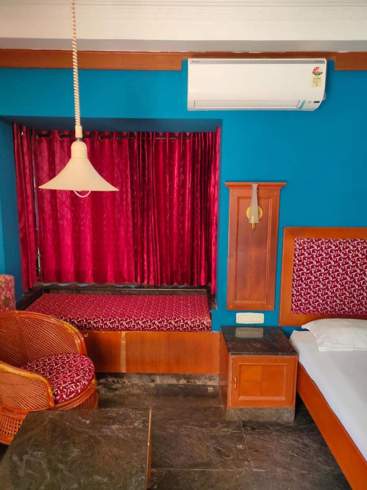 Anjana Hotels ثيني المظهر الخارجي الصورة