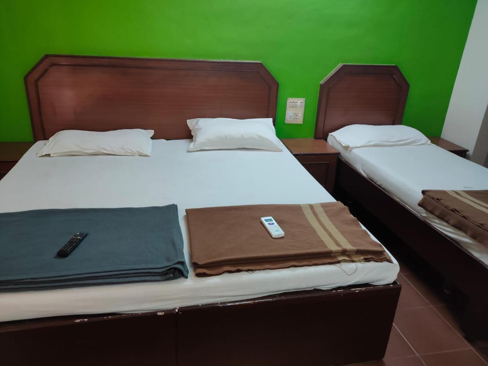 Anjana Hotels ثيني المظهر الخارجي الصورة