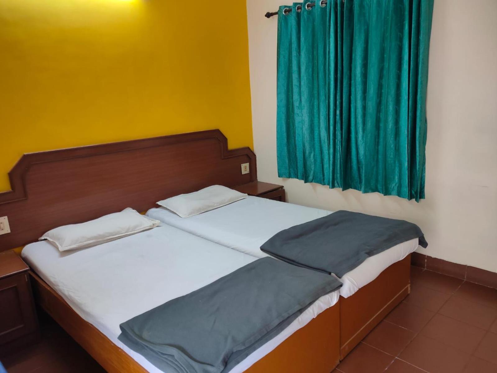 Anjana Hotels ثيني المظهر الخارجي الصورة